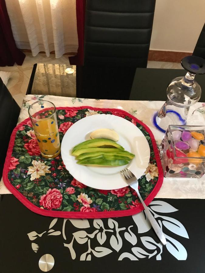 Royal Homestay Moshi Esterno foto